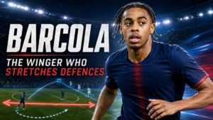 Bradley Barcola running in a stadium with tactical arrows showing how he stretches defensive lines